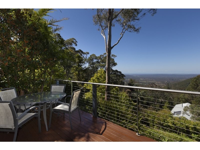 16 Benson Lane, Mount Nebo QLD 4520