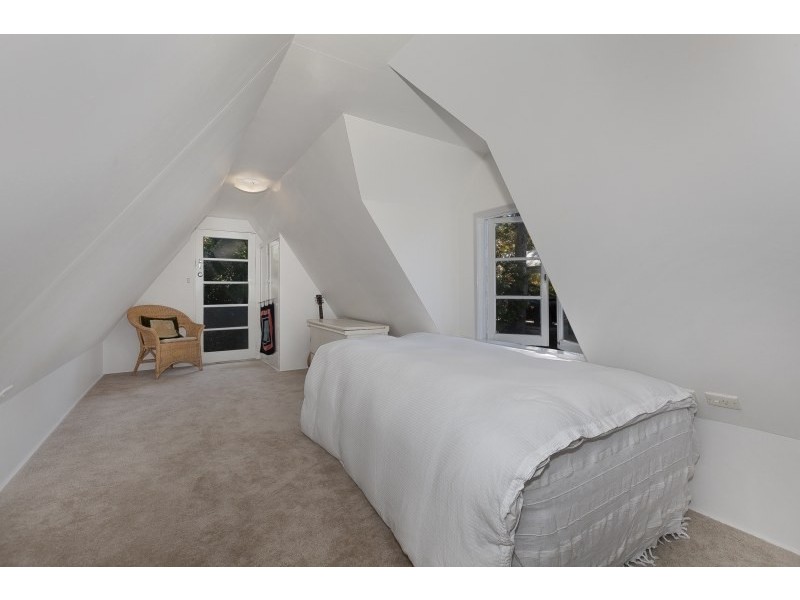 16 Benson Lane, Mount Nebo QLD 4520