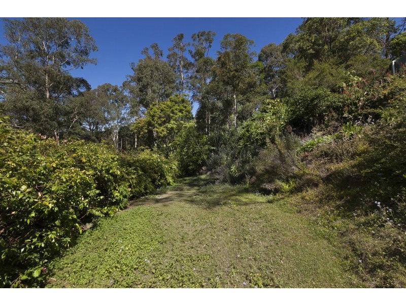 16 Benson Lane, Mount Nebo QLD 4520