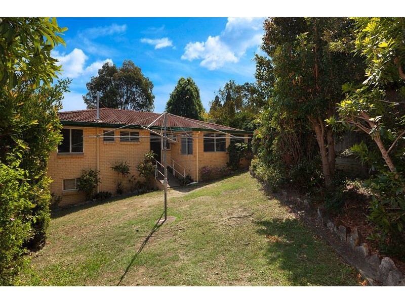 8 Avida Street, Alderley QLD 4051