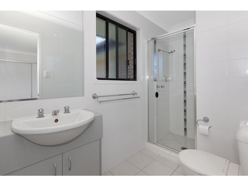 8 O’Brien Court, Collingwood Park QLD 4301