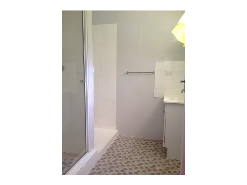 Unit 4/35 Hawthorn Terrace, Red Hill QLD 4059