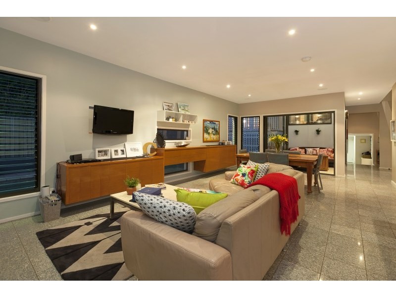 11 Goring Street, Newmarket QLD 4051