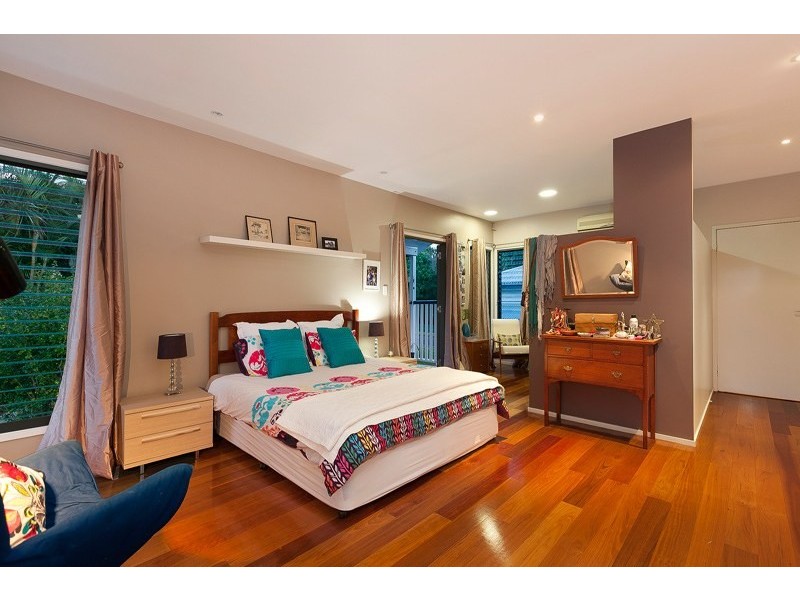 11 Goring Street, Newmarket QLD 4051