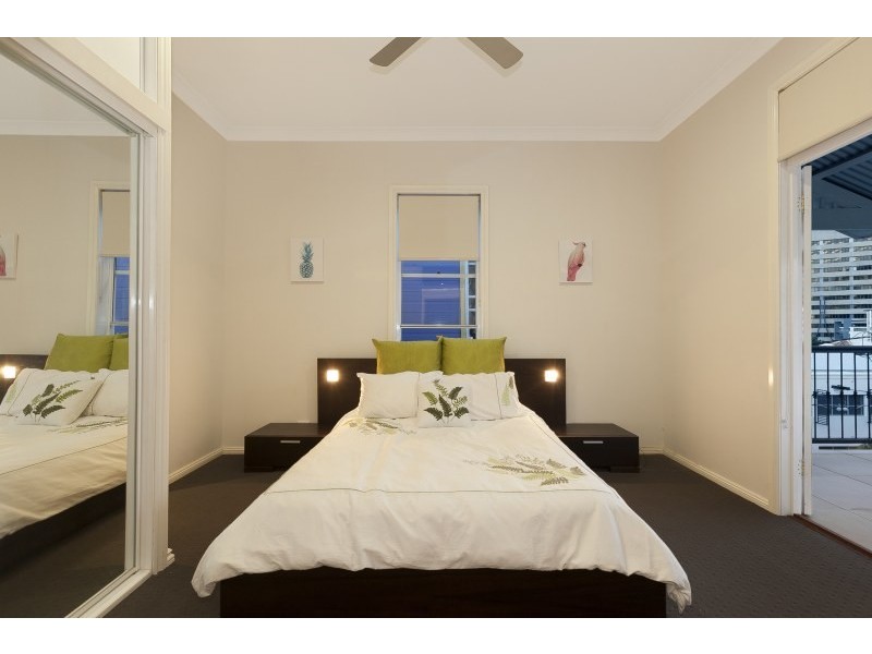 Unit 4/34 Hartley Street, Spring Hill QLD 4000