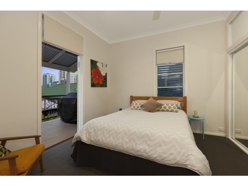 Unit 4/34 Hartley Street, Spring Hill QLD 4000