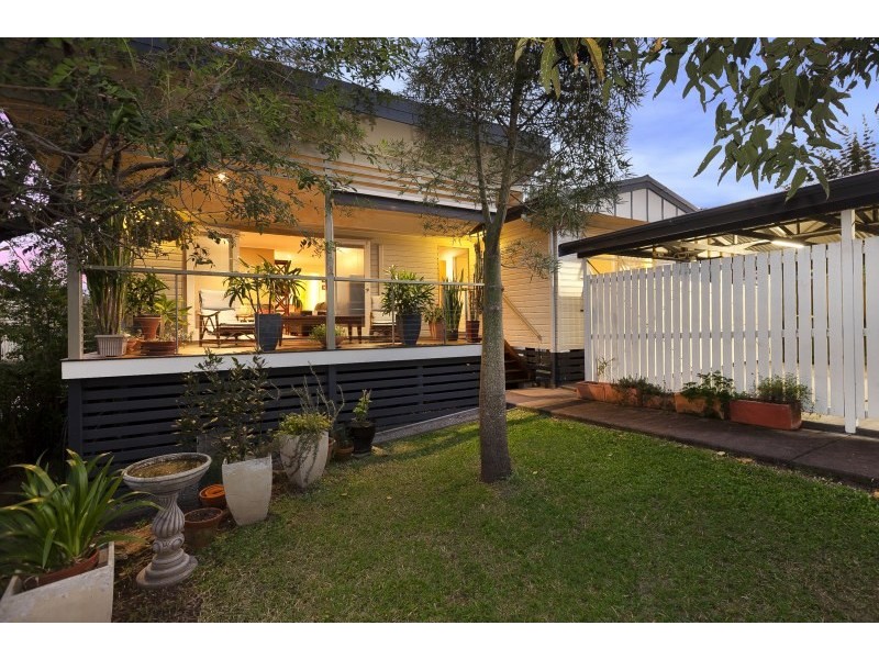 12 Sloane Street, Stafford Heights QLD 4053