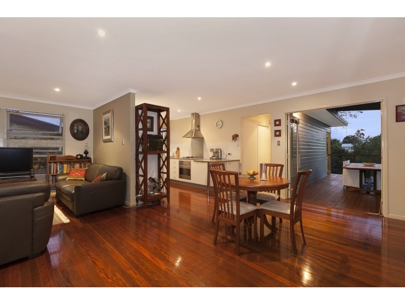 12 Sloane Street, Stafford Heights QLD 4053