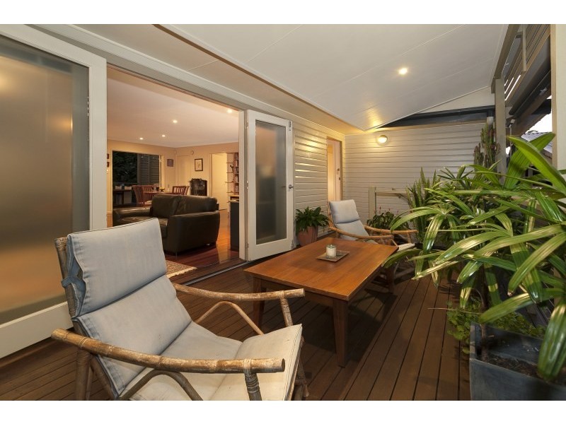 12 Sloane Street, Stafford Heights QLD 4053