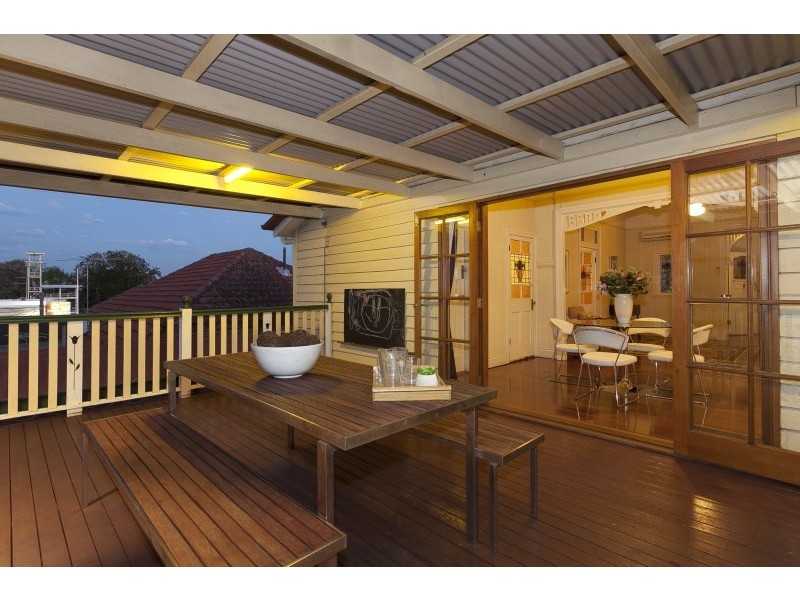 28 Torrens Street, Annerley QLD 4103