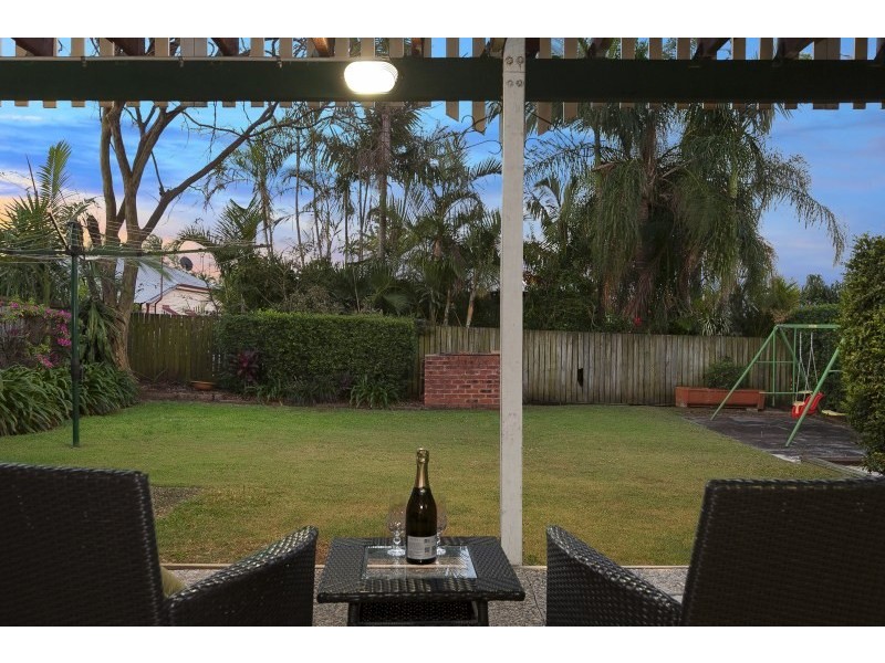 28 Torrens Street, Annerley QLD 4103