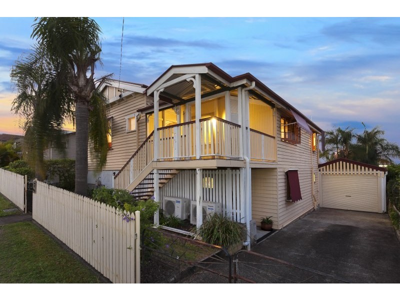 28 Torrens Street, Annerley QLD 4103