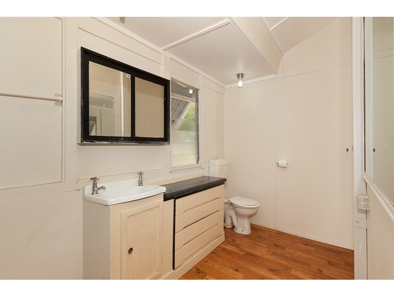 28 Frederick Street, Newtown QLD 4305