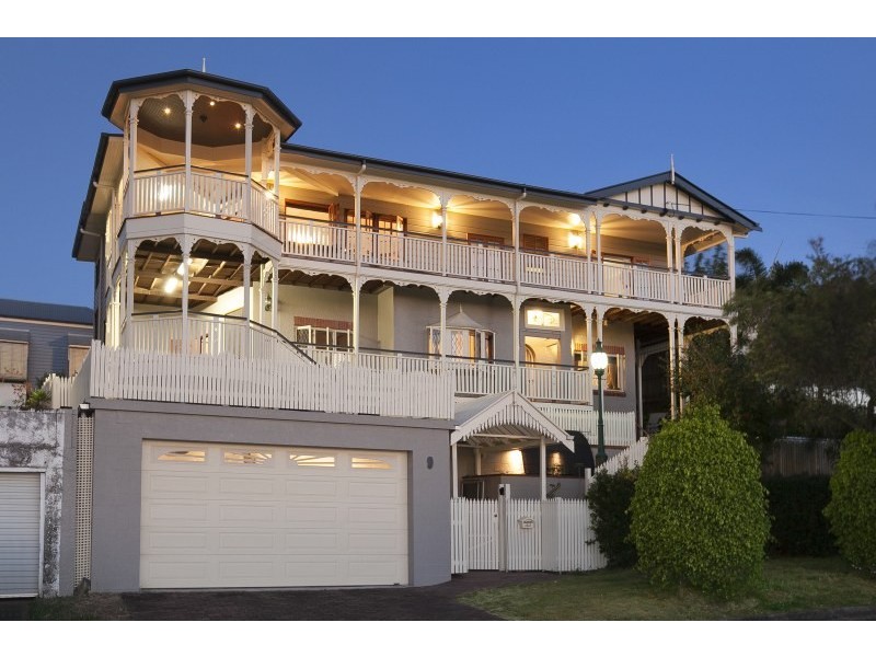 9 Colston Road, Grange QLD 4051