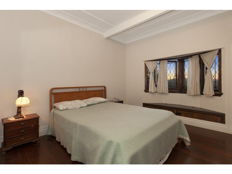 9 Colston Road, Grange QLD 4051