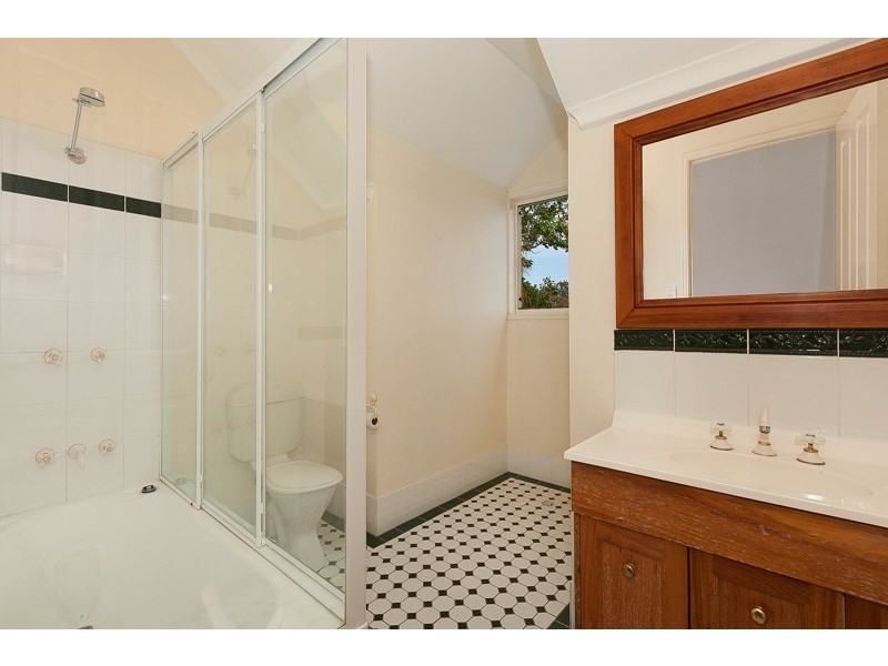 3 Somme Street, Ashgrove QLD 4060