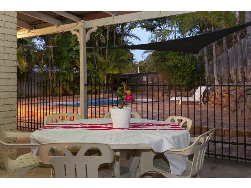 33 Silvereye Crescent, Albany Creek QLD 4035