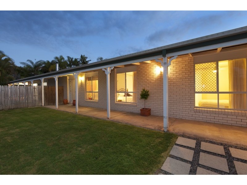 33 Silvereye Crescent, Albany Creek QLD 4035