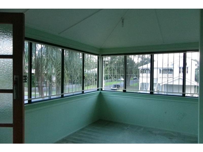 Unit 2/73 Primrose Street, Sherwood QLD 4075