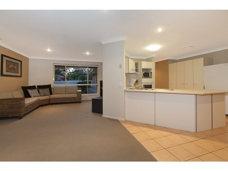 4 Johns Crescent, Boondall QLD 4034