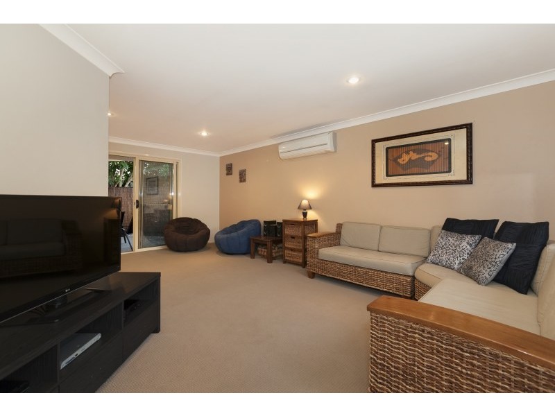 4 Johns Crescent, Boondall QLD 4034