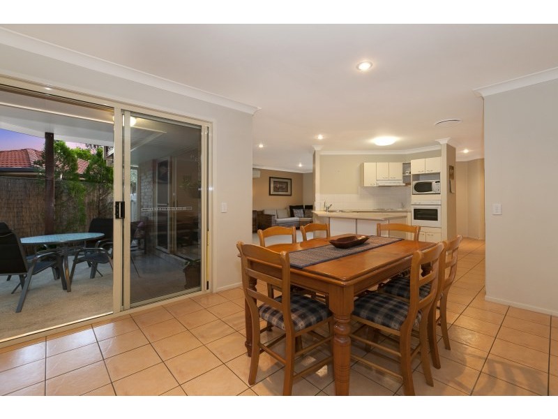 4 Johns Crescent, Boondall QLD 4034