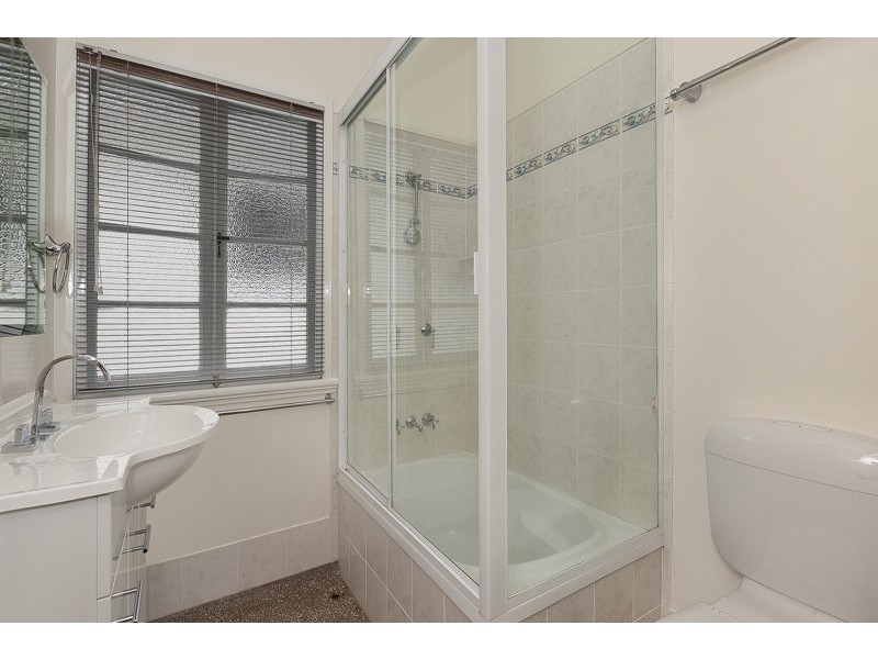 82 Boothby Street, Kedron QLD 4031