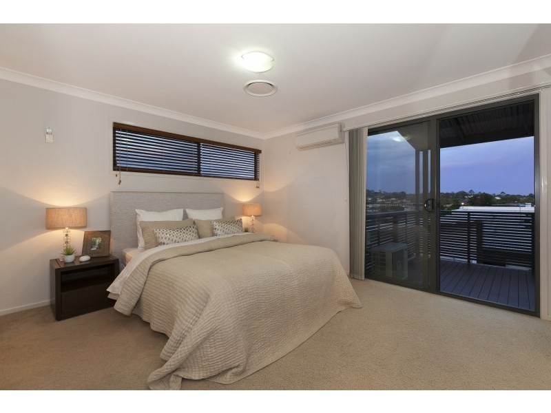 22 Gordon Parade, Everton Park QLD 4053