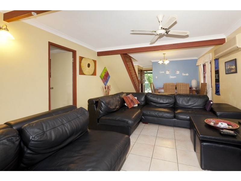 90 McLean Parade, Ashgrove QLD 4060