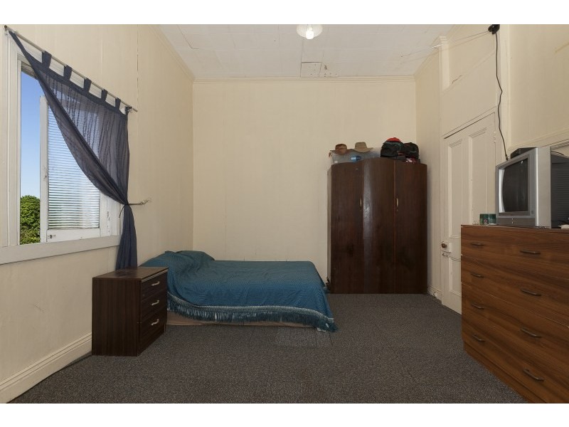 69 Lewis Street, Woolloongabba QLD 4102