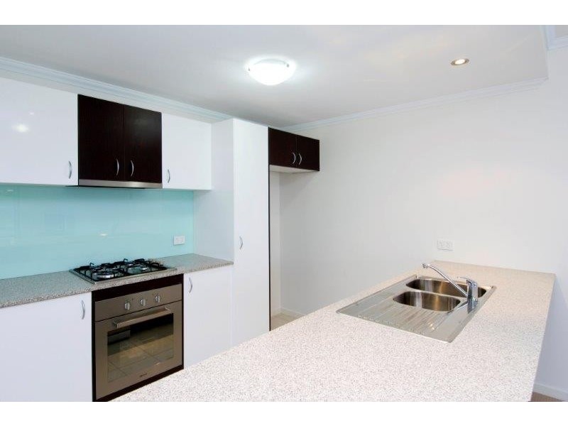 30/24 Allwood Street, Indooroopilly QLD 4068