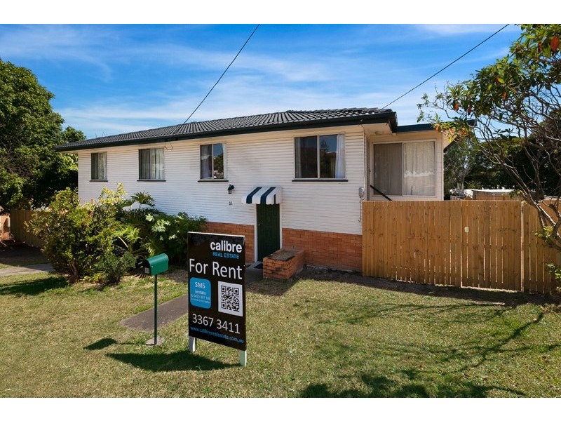 21 Walter Street, Holland Park West QLD 4121