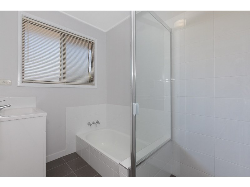 21 Walter Street, Holland Park West QLD 4121