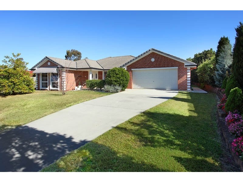 36 Crestwood Place, Moggill QLD 4070