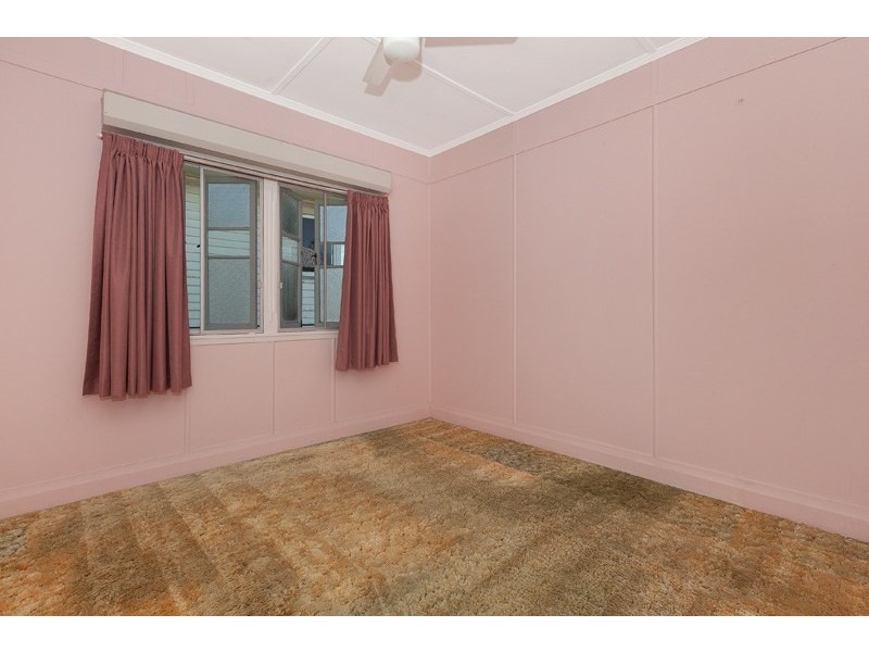 52 Roseneath Parade, Wynnum West QLD 4178