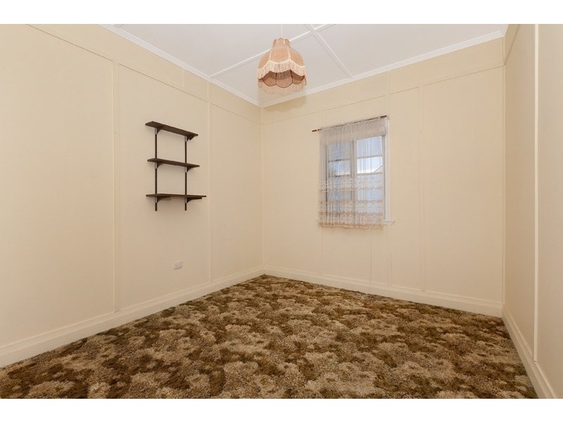 52 Roseneath Parade, Wynnum West QLD 4178