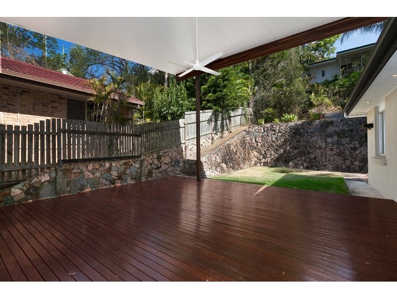 10 Merlin Terrace, Kenmore QLD 4069