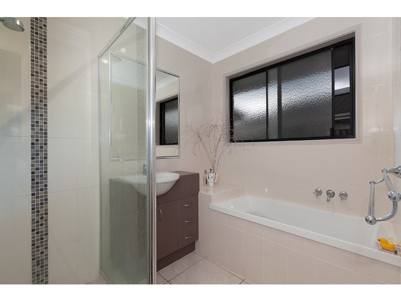10 Daryl Reinhardt Street, Redbank Plains QLD 4301