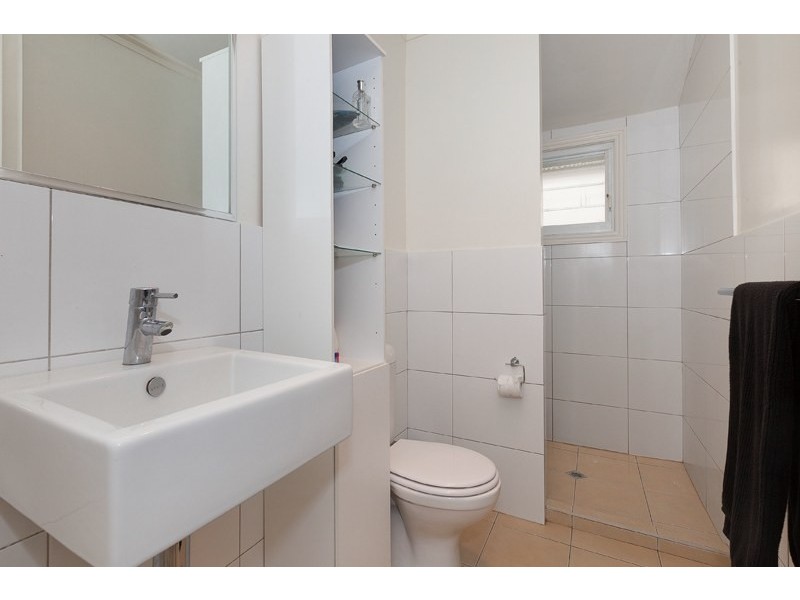 110 Arthur Terrace, Red Hill QLD 4059