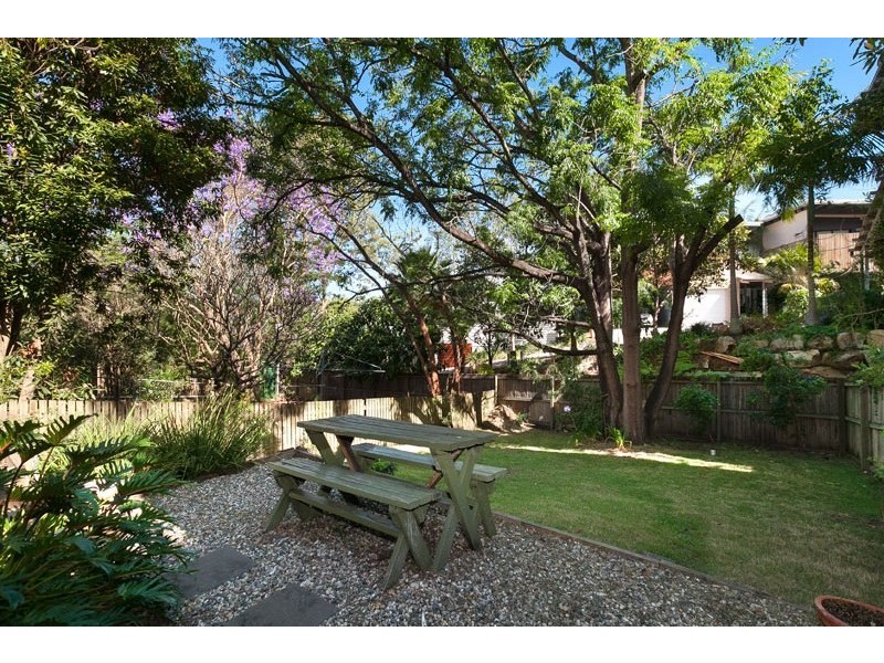 110 Arthur Terrace, Red Hill QLD 4059