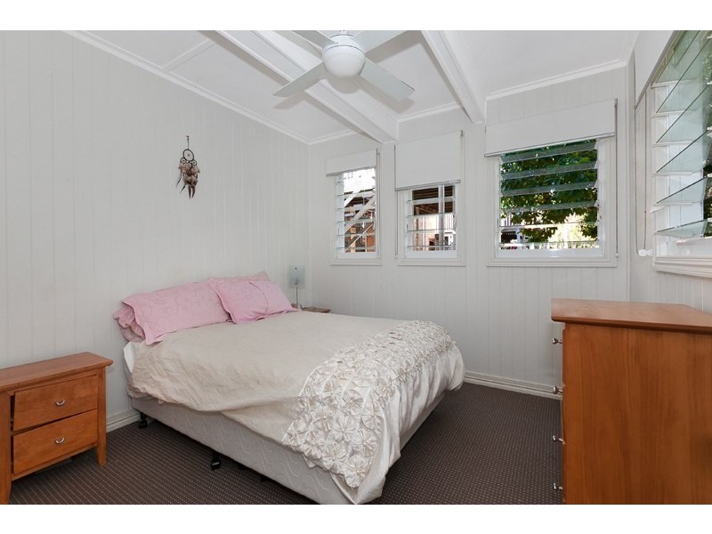 110 Arthur Terrace, Red Hill QLD 4059