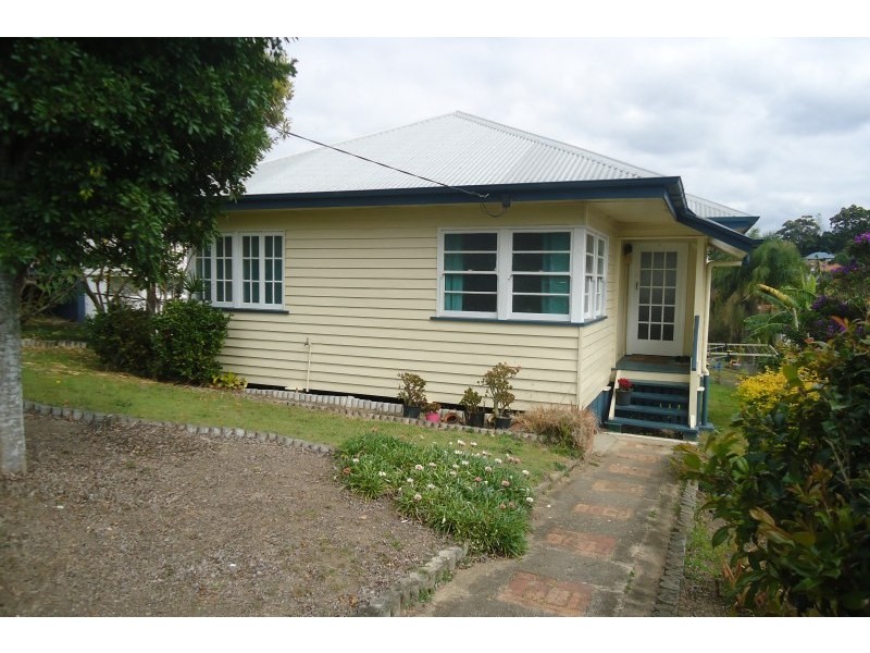 10 Berpi Street, Stafford QLD 4053