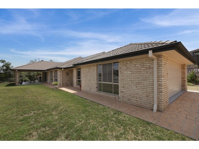 7 Stanaway Place, Bellbowrie QLD 4070