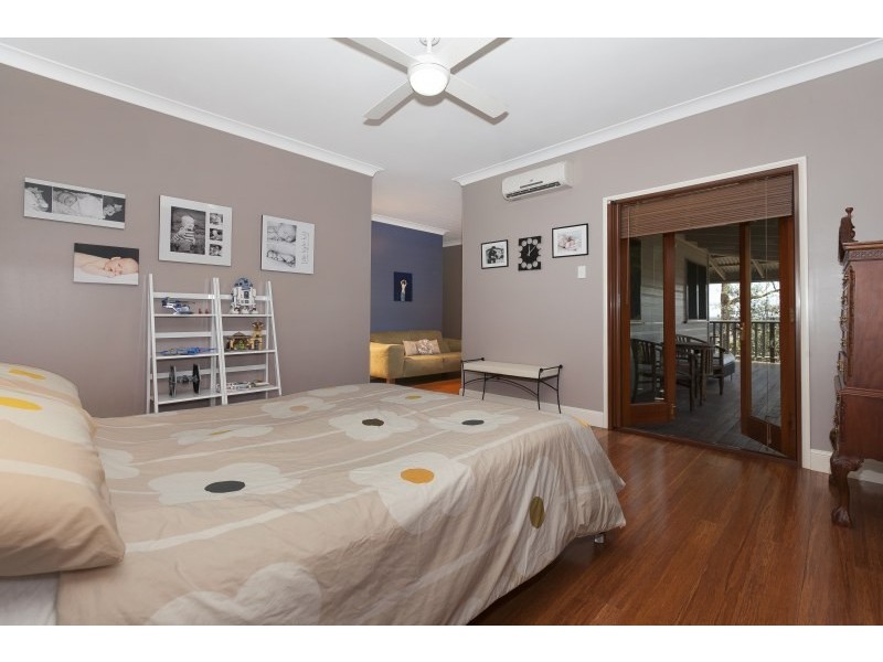 12 Stanaway Place, Bellbowrie QLD 4070