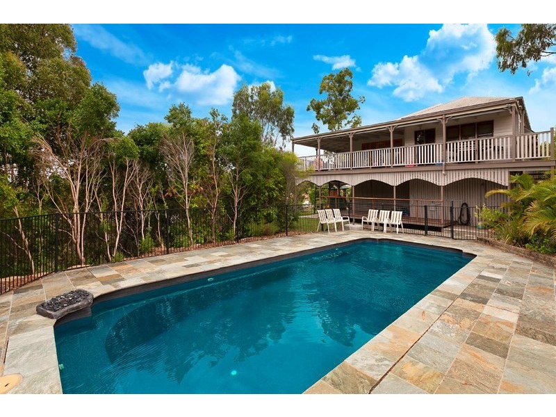 12 Stanaway Place, Bellbowrie QLD 4070