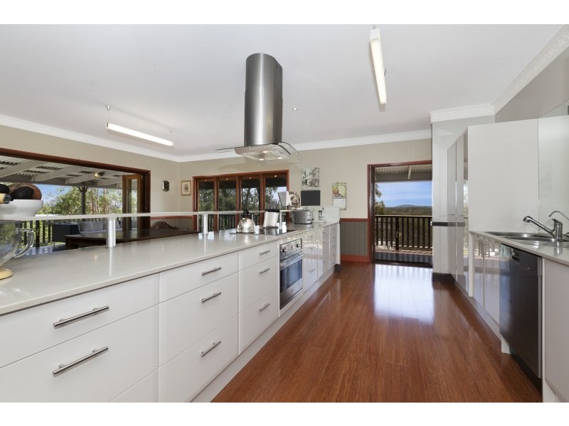 12 Stanaway Place, Bellbowrie QLD 4070
