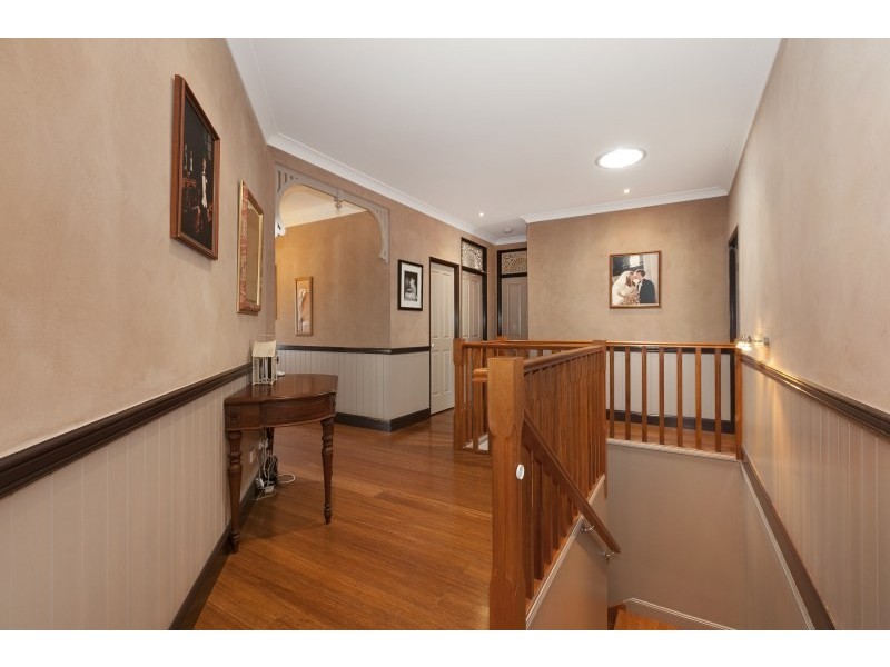 12 Stanaway Place, Bellbowrie QLD 4070