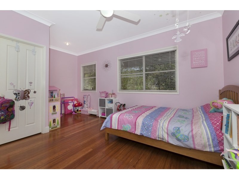 12 Stanaway Place, Bellbowrie QLD 4070
