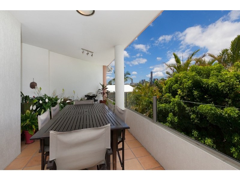 4/43 Fernberg Road, Paddington QLD 4064