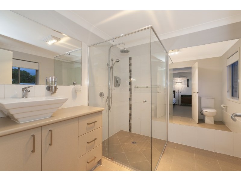 226 Blaker Road, Keperra QLD 4054